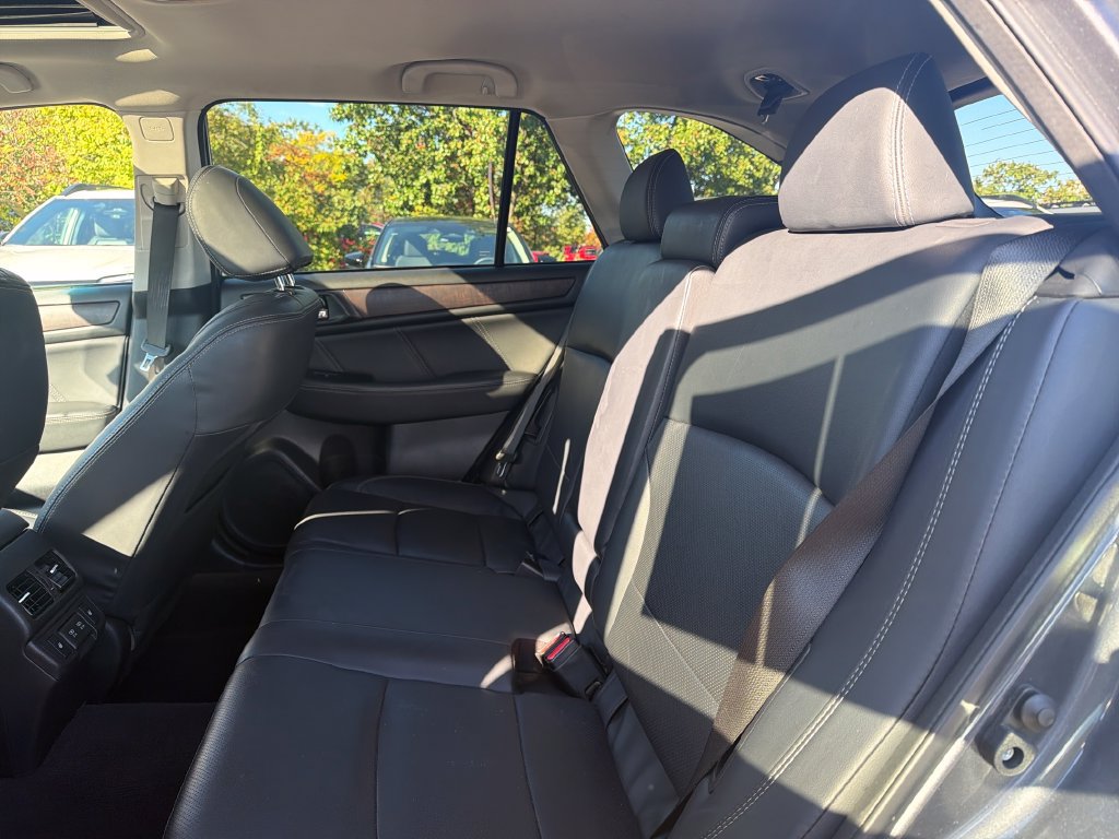 Used 2019 Subaru Outback 2.5i Limited AWD/4WD image 28