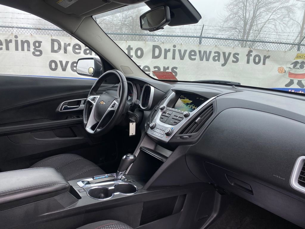 Used 2016 Chevrolet Equinox LT w/ Convenience Package image 17