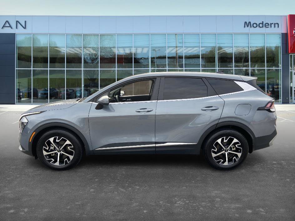 Used 2023 Kia Sportage EX image 7