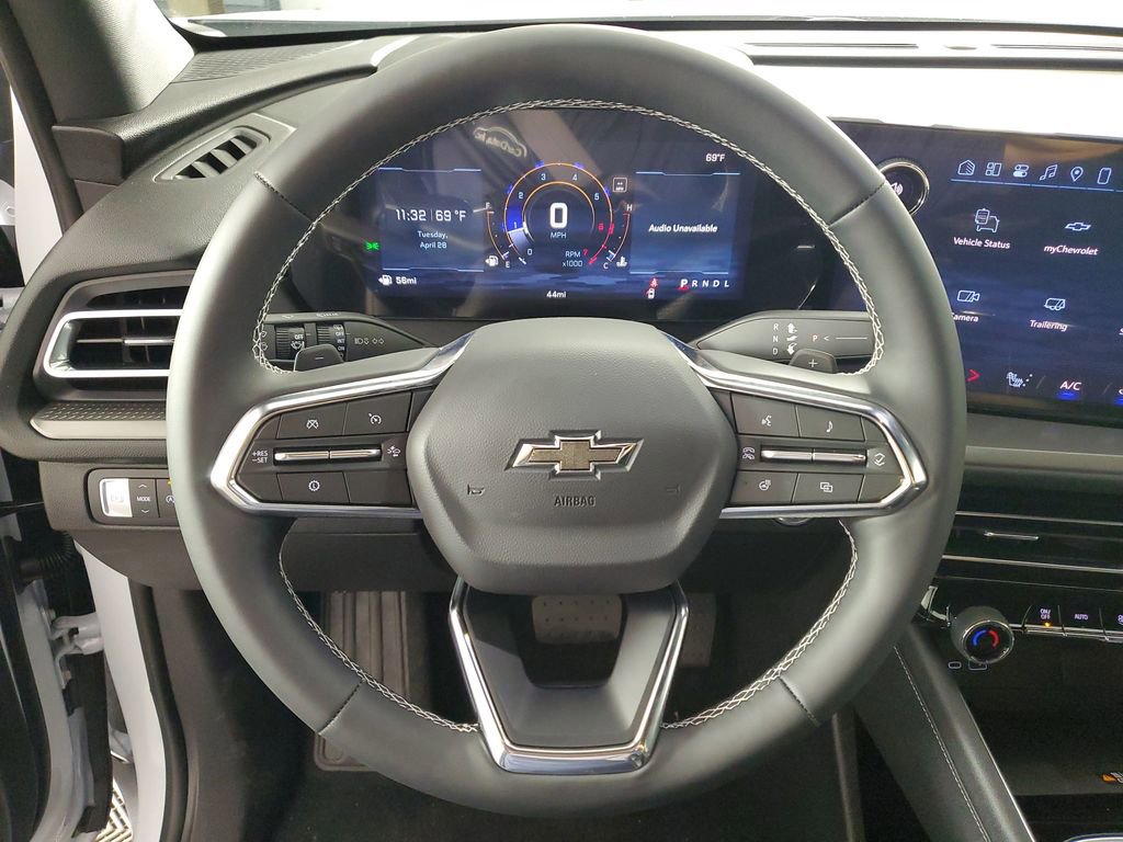 New 2026 Chevrolet Traverse LT w/ Midnight/Sport Edition FWD image 22
