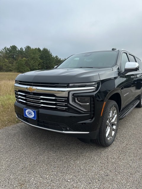 New 2026 Chevrolet Suburban Premier image 9