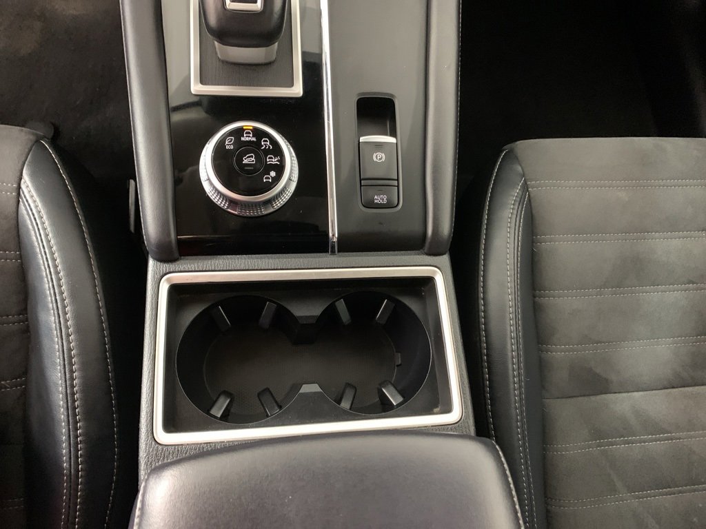 Used 2023 Mitsubishi Outlander SE image 26