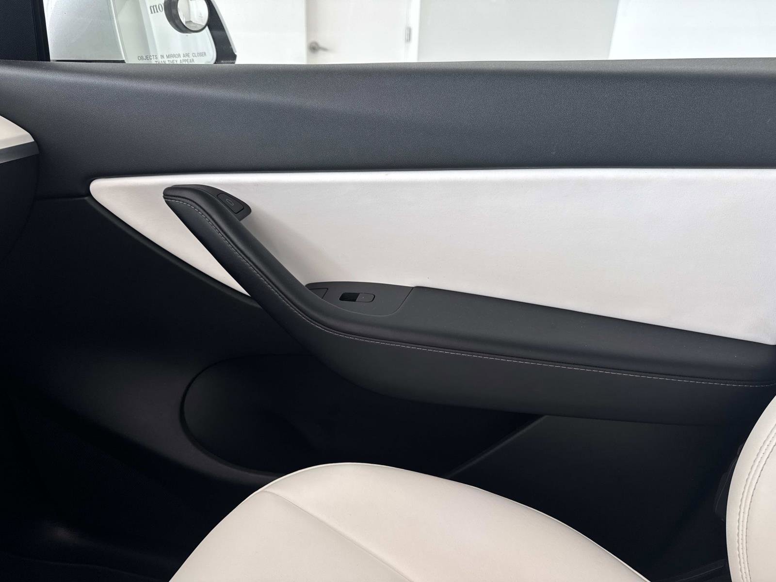 Used 2021 Tesla Model Y Long Range AWD/4WD image 23