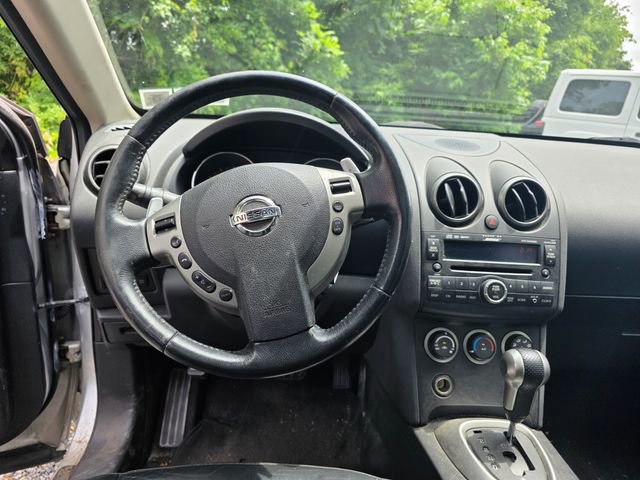 Used 2009 Nissan Rogue SL w/ Premium Pkg AWD/4WD image 16