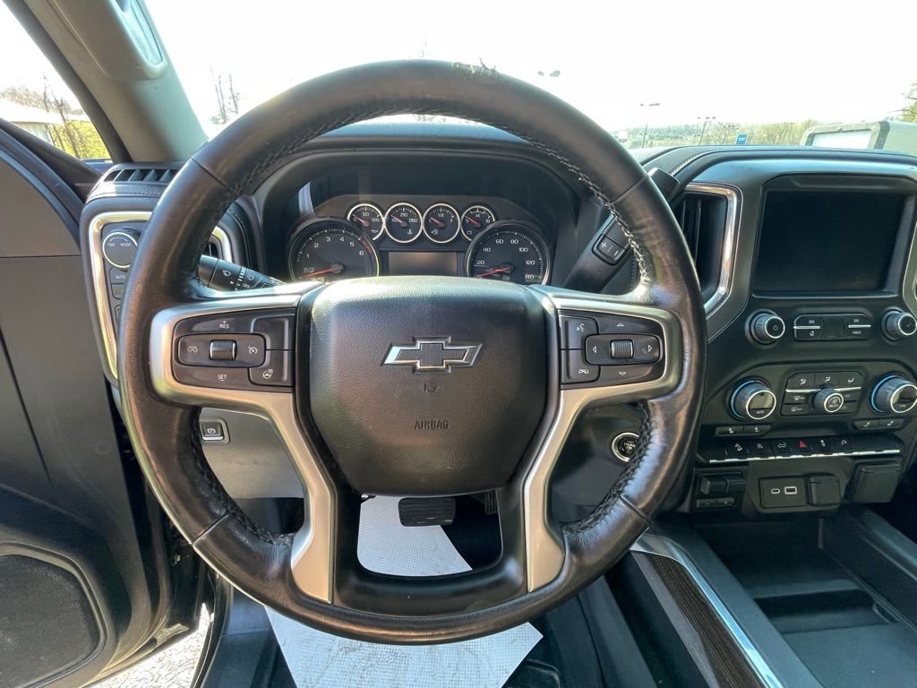 Certified 2022 Chevrolet Silverado 1500 RST w/ Convenience Package II AWD/4WD image 34