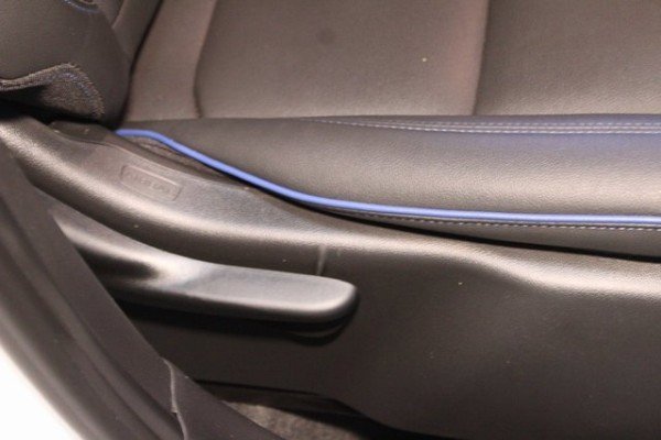 Used 2025 Buick Envista Sport Touring image 11