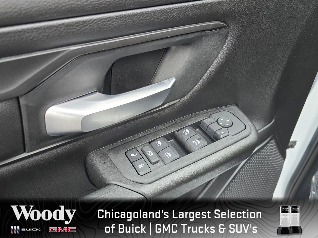 Used 2025 RAM 1500 Classic Warlock image 12