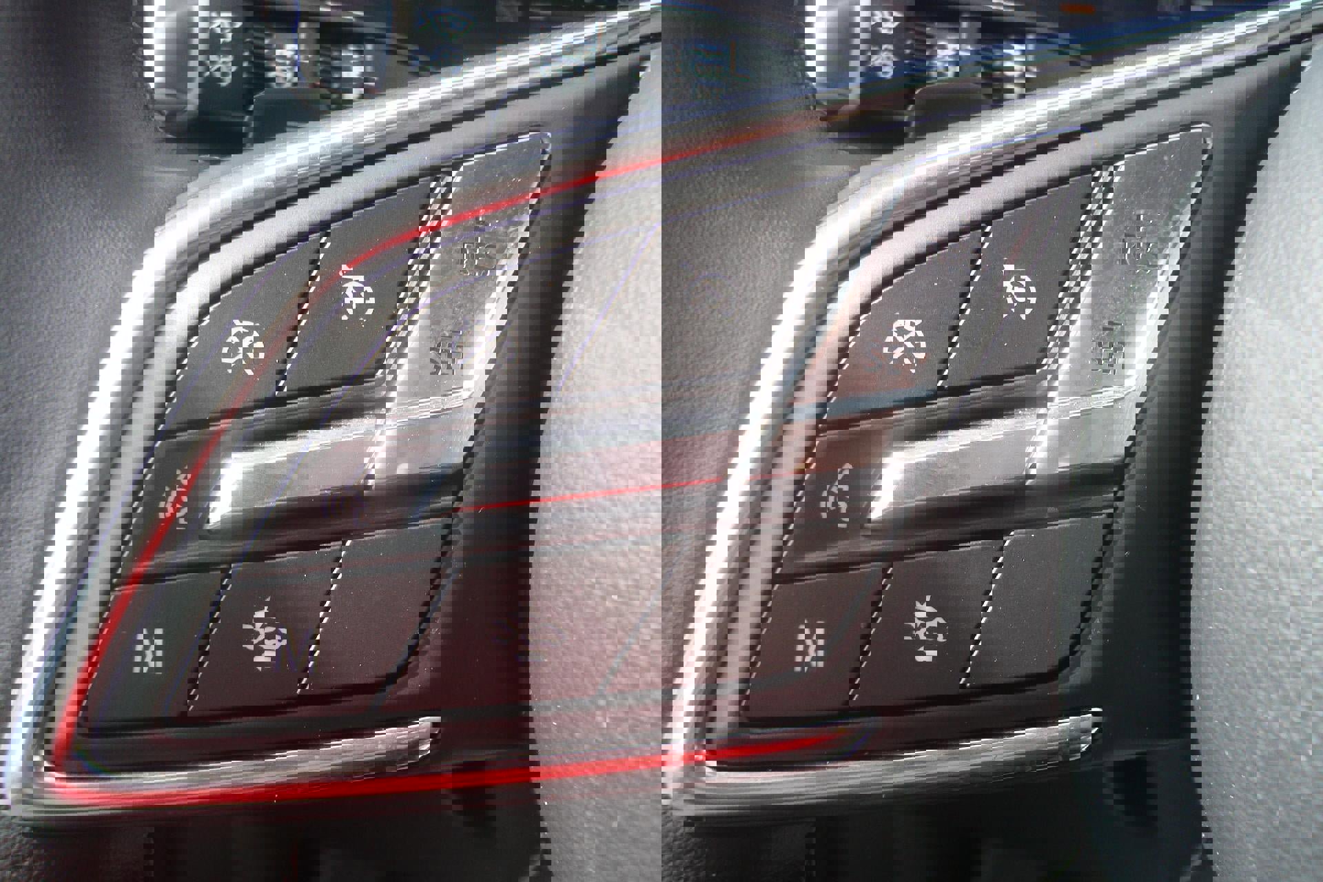 Used 2025 Buick Envision Preferred image 11