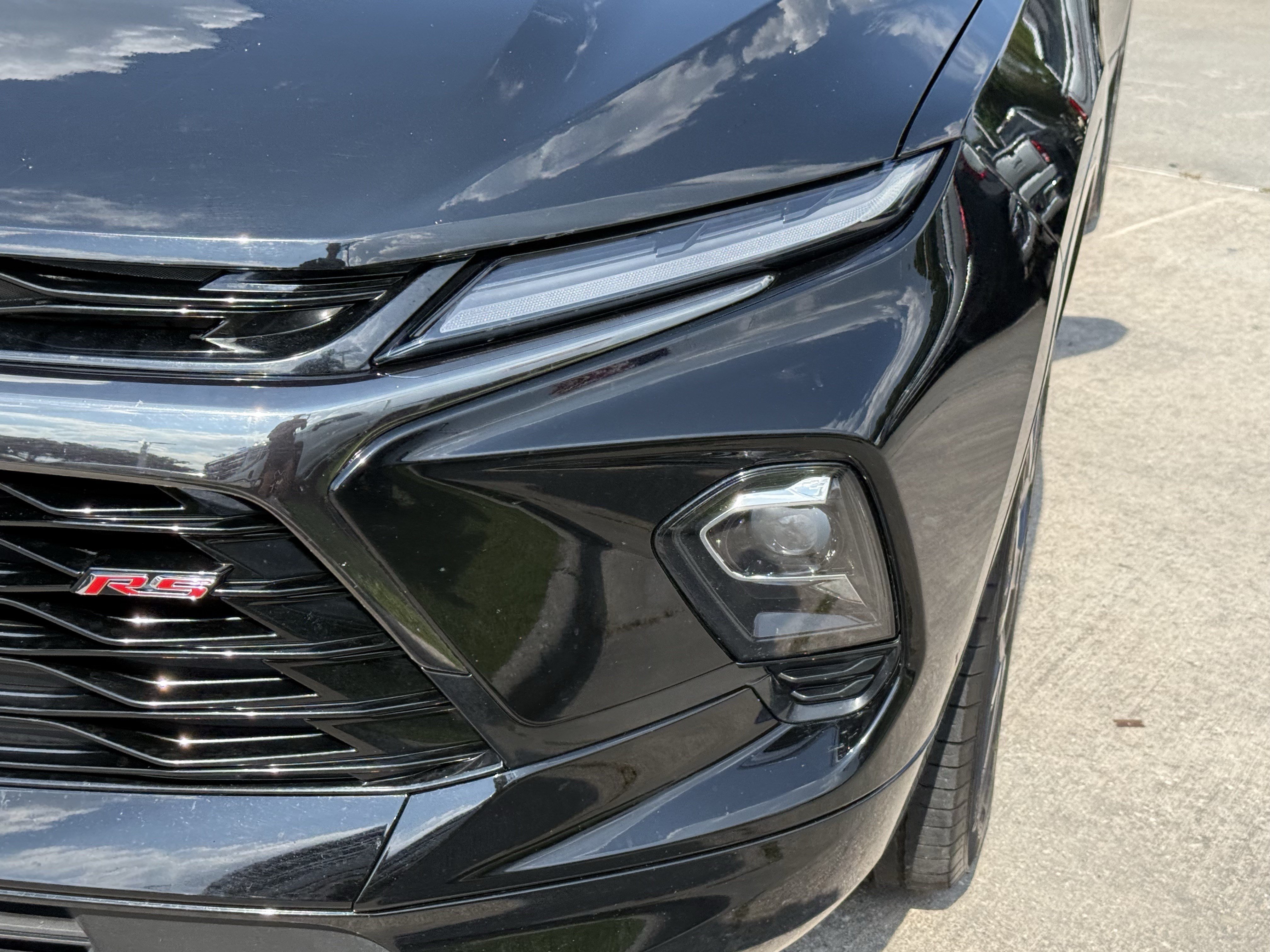 Used 2025 Chevrolet Blazer RS FWD image 12