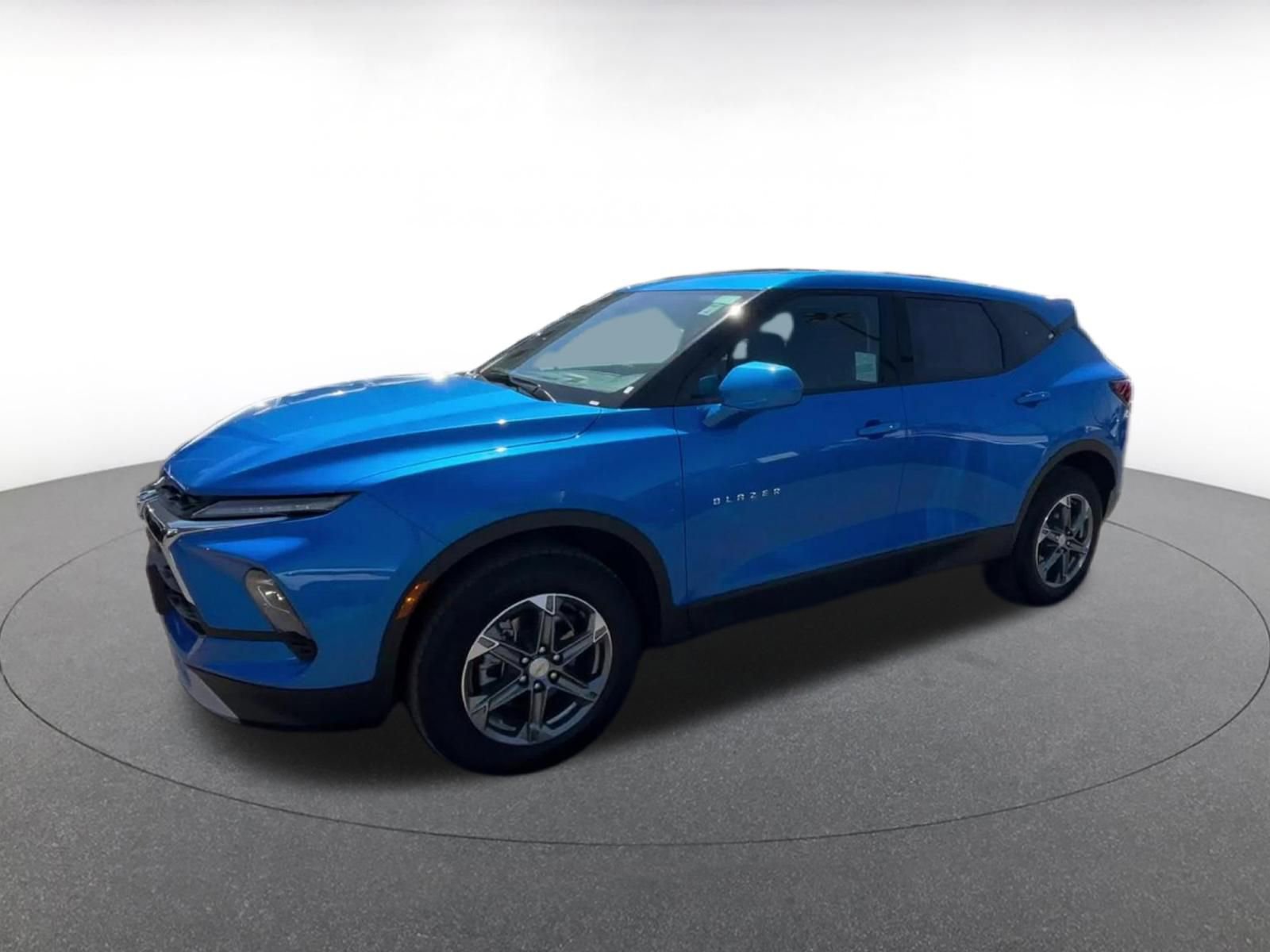 Used 2025 Chevrolet Blazer LT image 8