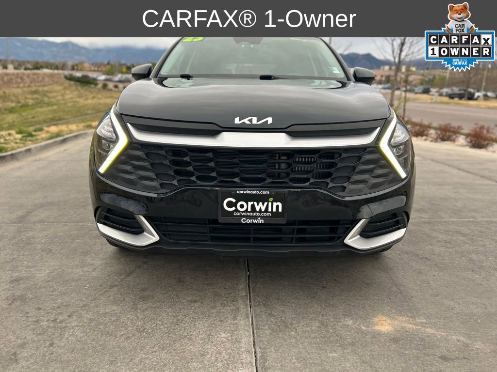Used 2023 Kia Sportage LX image 2