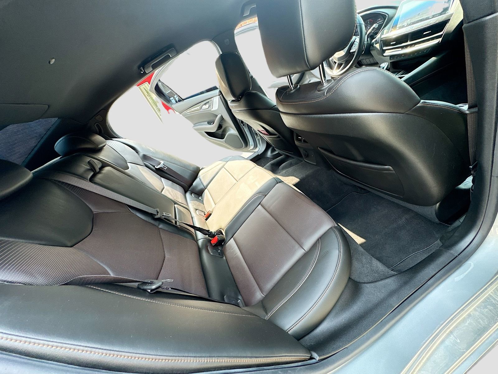 Used 2023 Cadillac CT5 V w/ Premium Package image 27