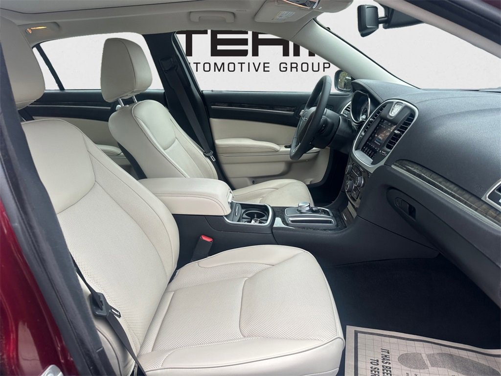 Used 2023 Chrysler 300 Touring L w/ Popular Equipment Group image 27