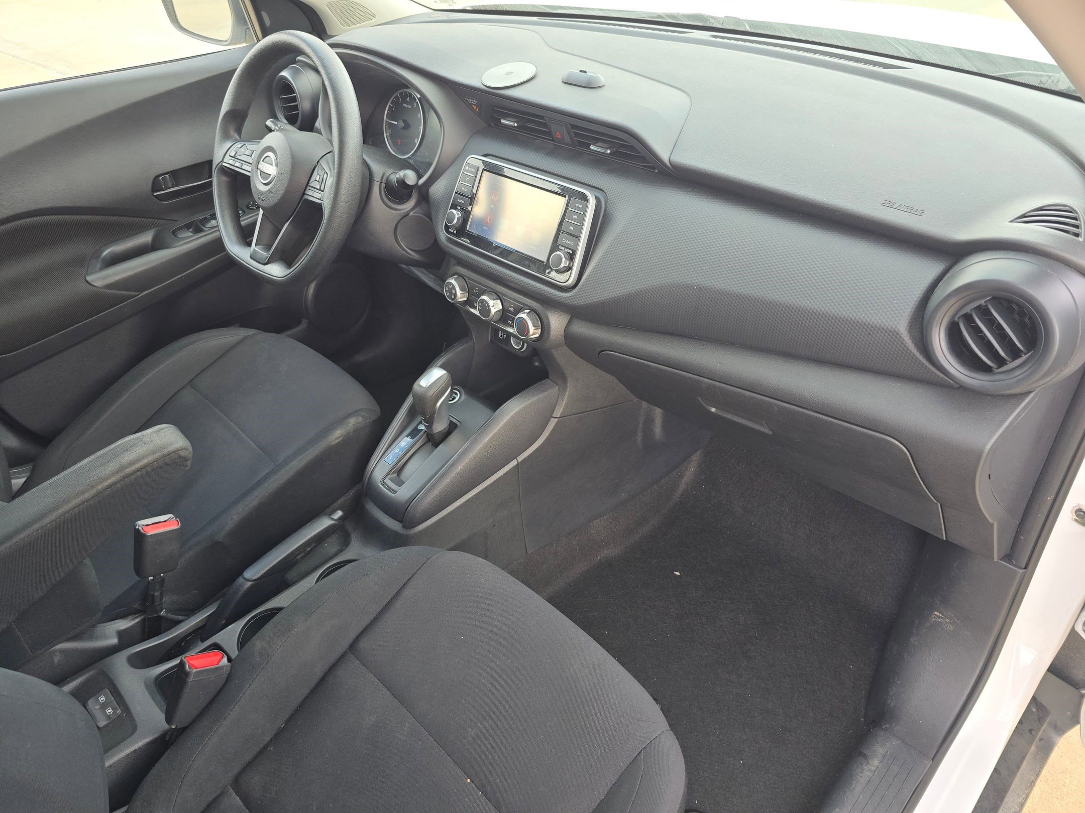 Used 2024 Nissan Kicks SV image 31