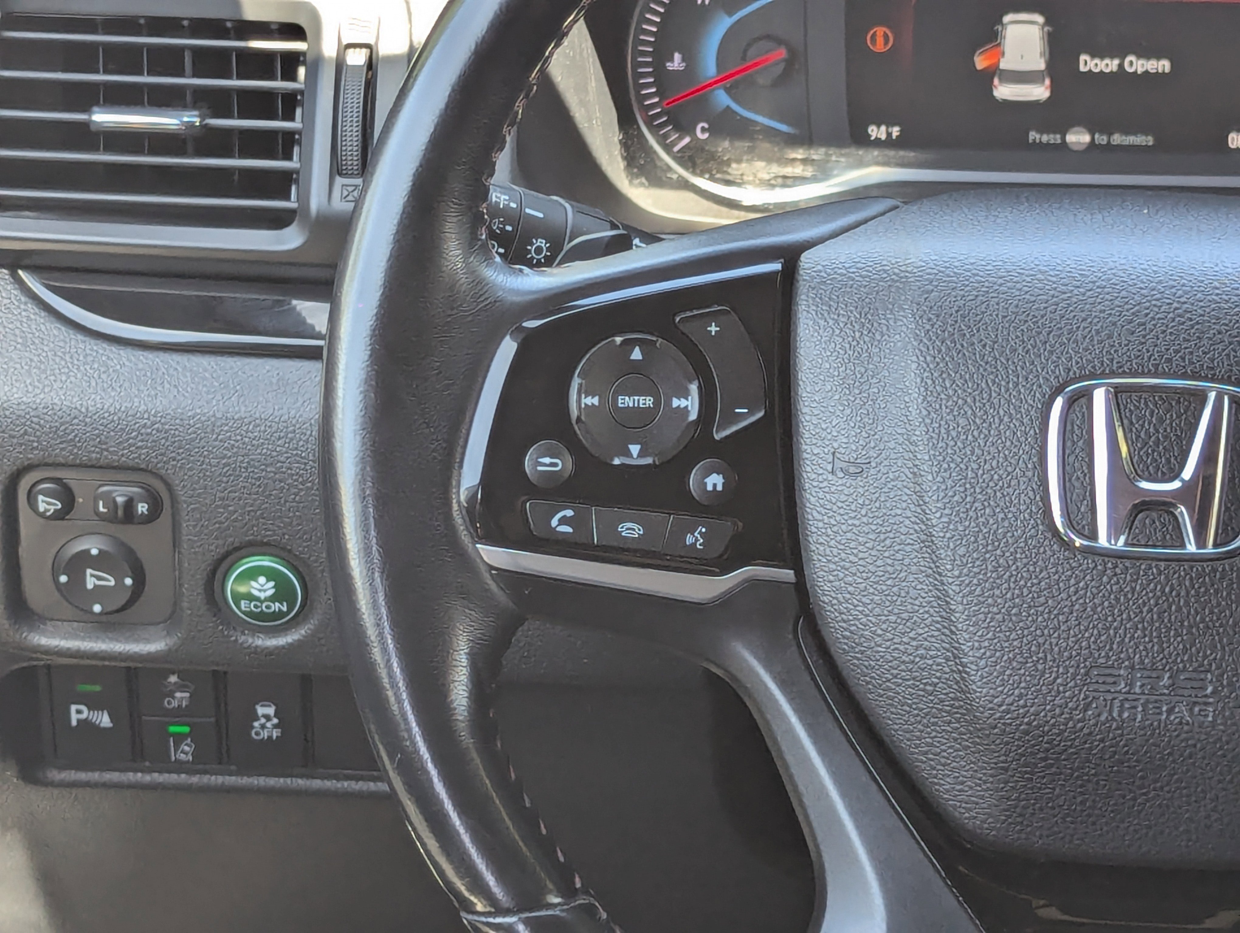Used 2022 Honda Pilot Black Edition image 17