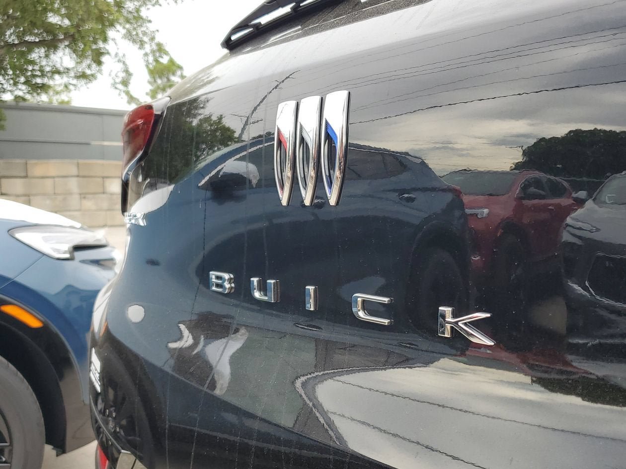 New 2026 Buick Encore GX Sport Touring FWD image 7