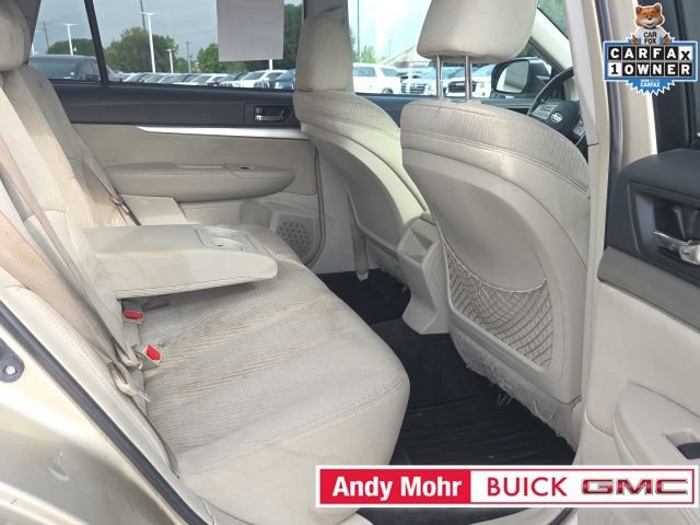 Used 2010 Subaru Outback 2.5i Premium AWD/4WD image 49