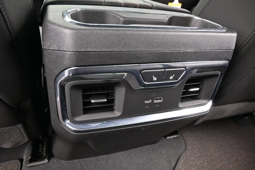 Used 2026 Chevrolet Silverado 1500 High Country RWD image 36