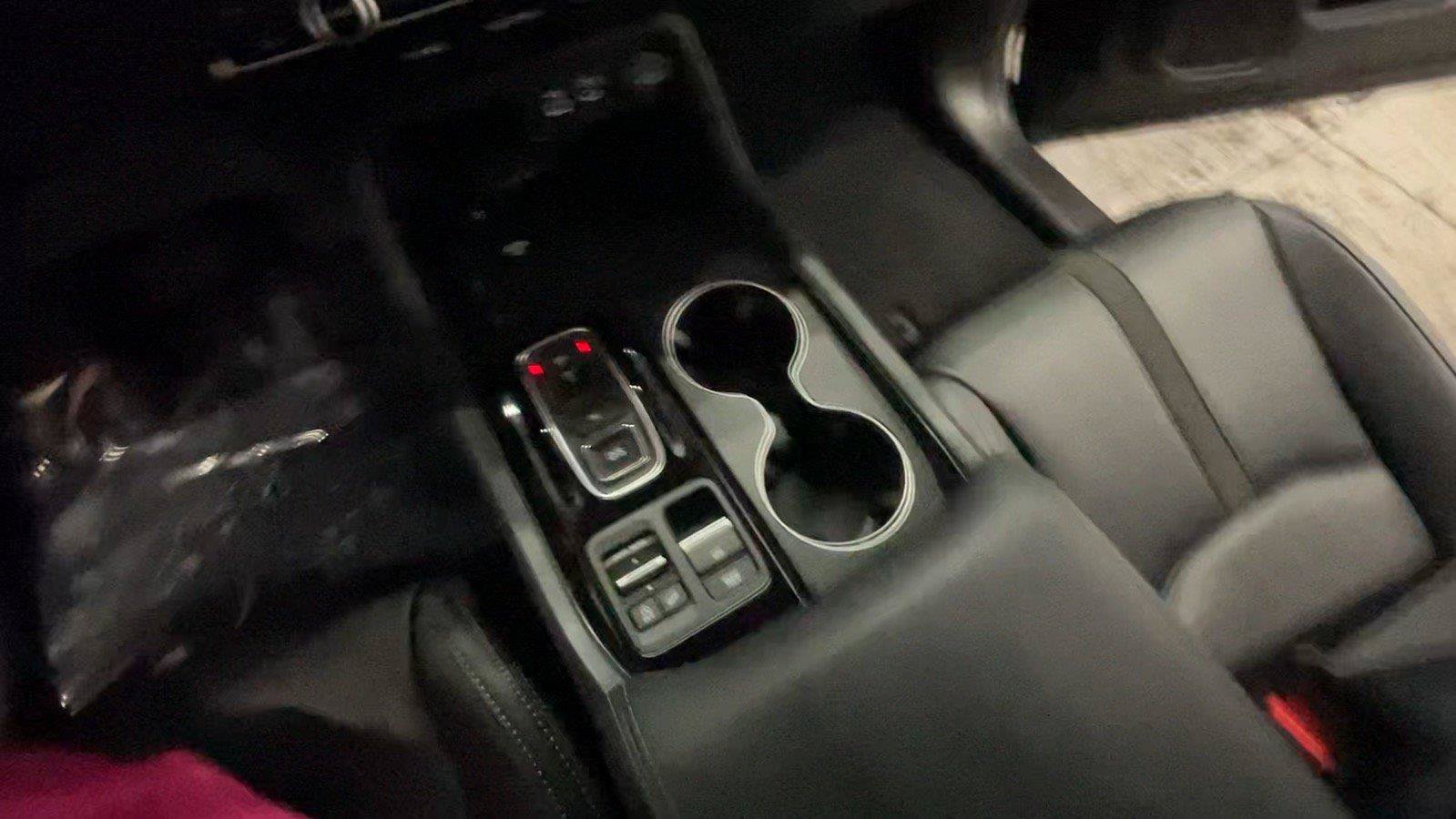 Certified 2025 Honda Pilot EX-L image 39