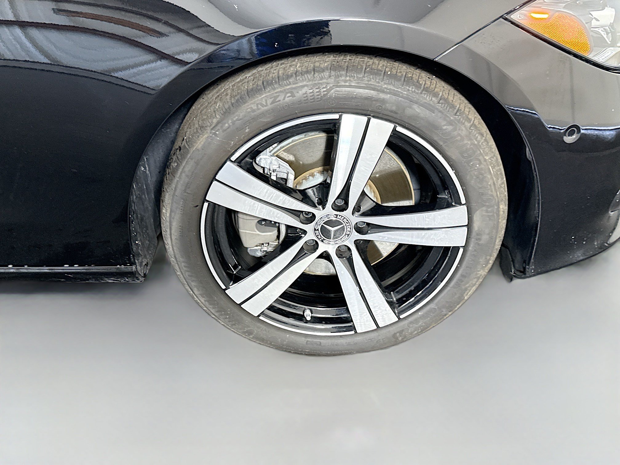 Used 2025 Mercedes-Benz C 300 Sedan image 32