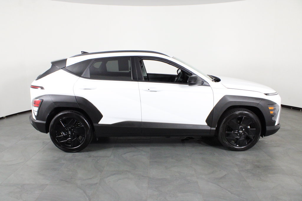 Certified 2027 Hyundai Kona SEL Sport FWD image 12