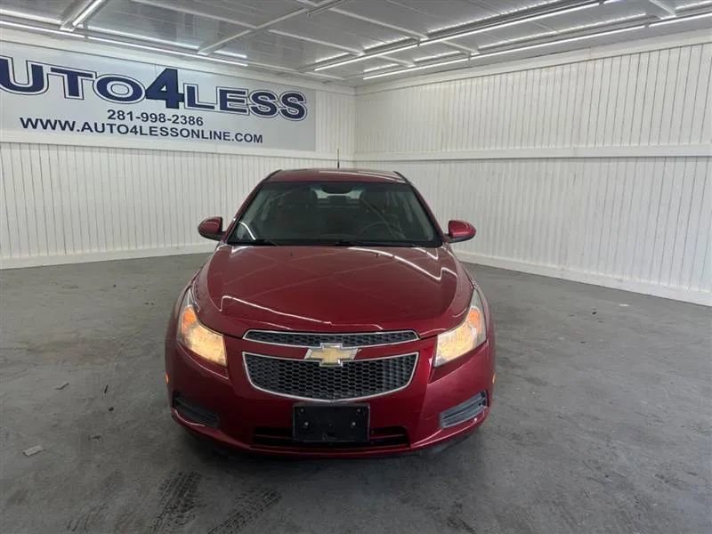 Used 2011 Chevrolet Cruze LT image 2