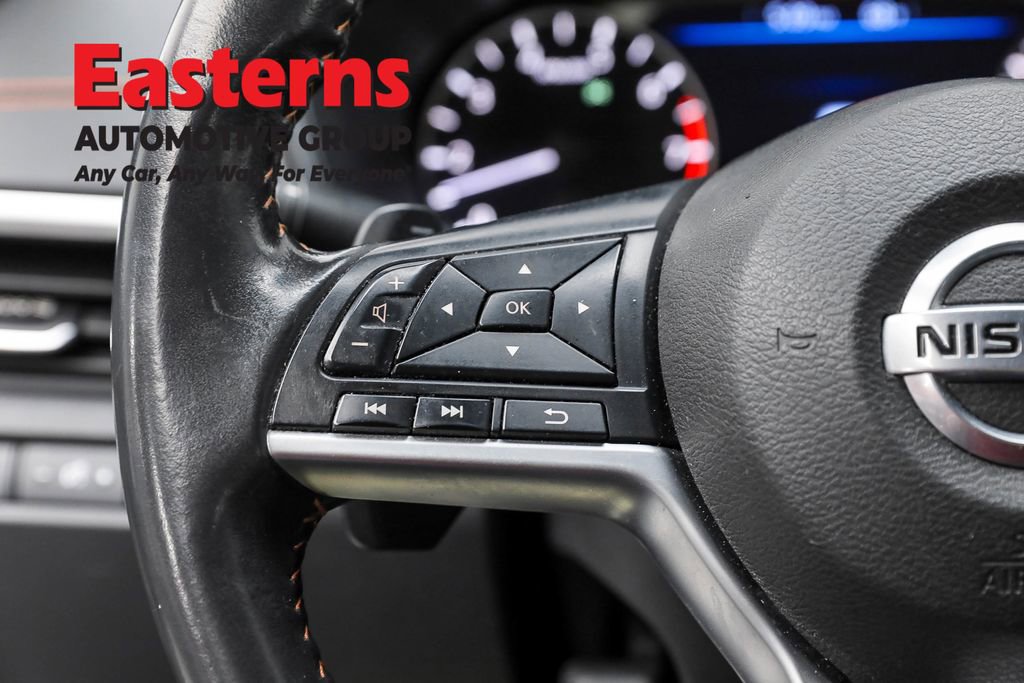 Used 2022 Nissan Altima 2.5 SR FWD image 15