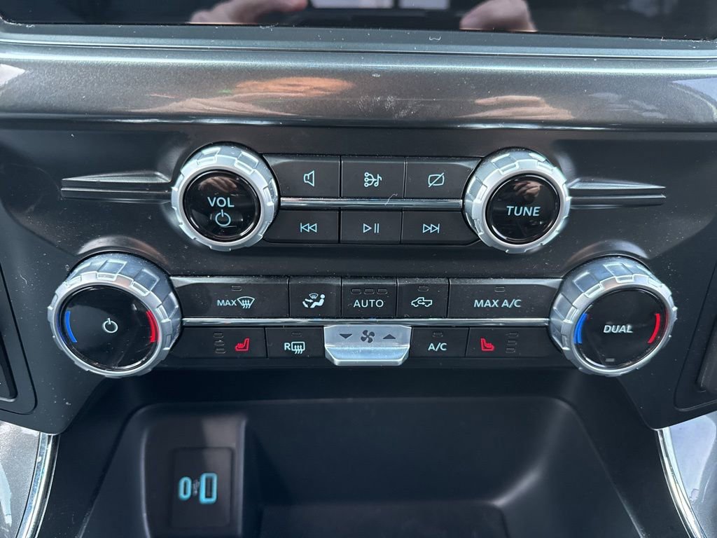 Certified 2023 Ford F150 XLT w/ Equipment Group 302A High image 27