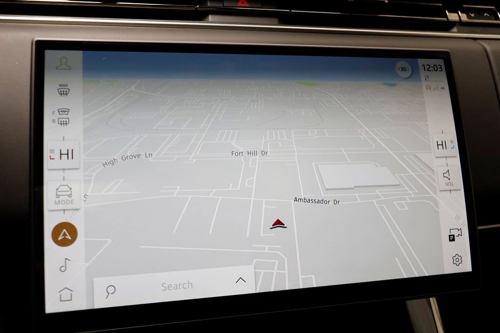 Used 2025 Land Rover Range Rover Sport SE image 8