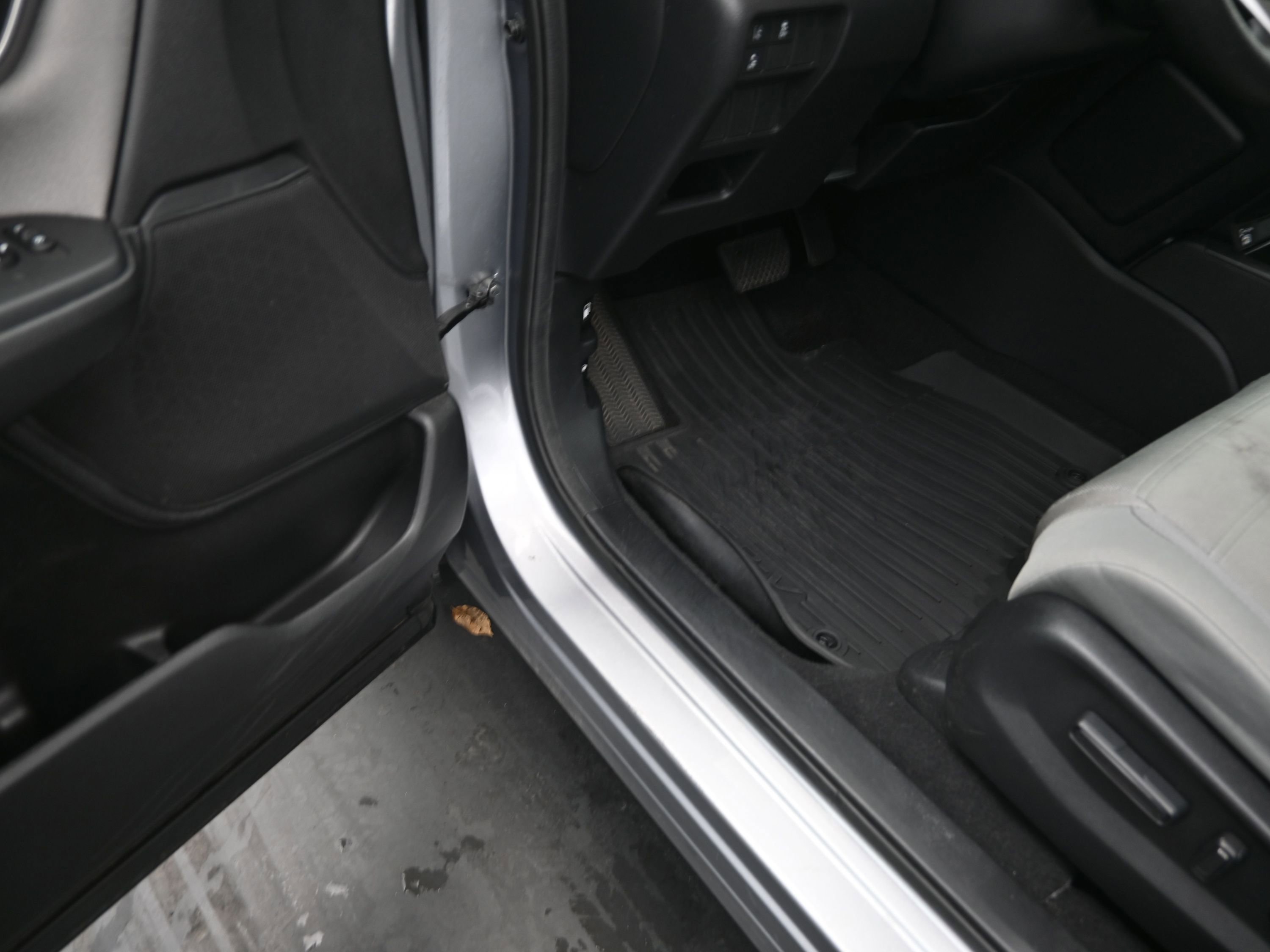 Used 2020 Honda CR-V EX image 15