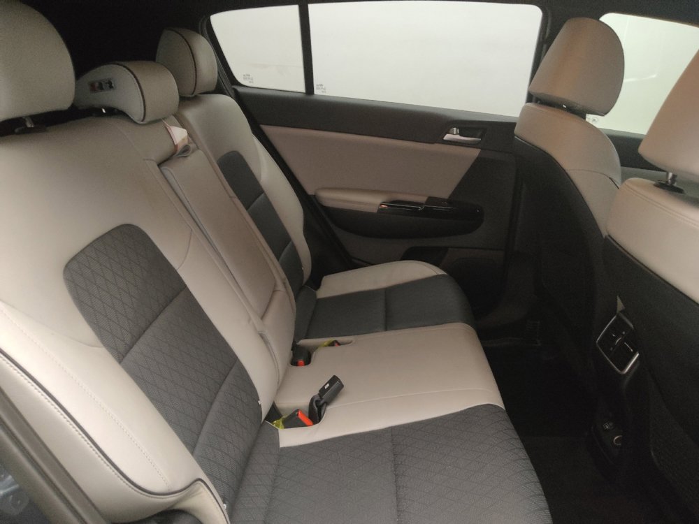 Used 2019 Kia Sportage EX w/ EX Sport Appearance Package FWD image 19