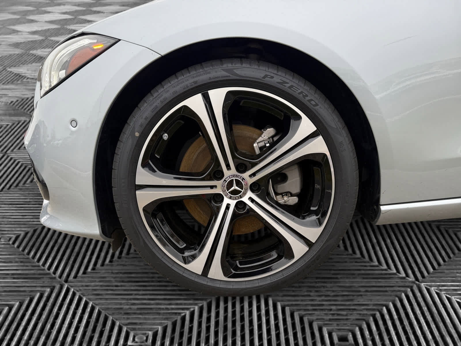 Certified 2025 Mercedes-Benz C 300 4MATIC Sedan image 9