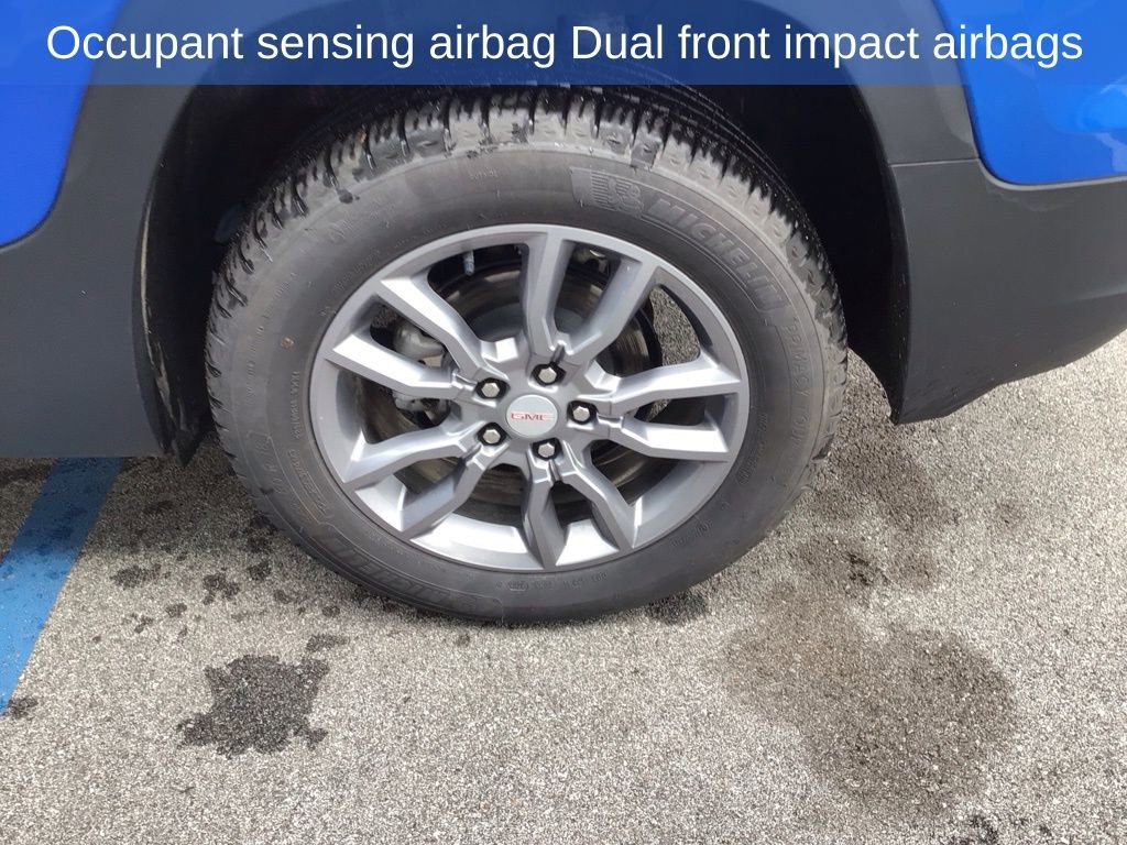 Used 2024 GMC Terrain SLT w/ LPO, Floor Liner Package AWD/4WD image 10