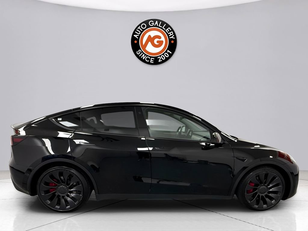 Used 2023 Tesla Model Y Performance image 8