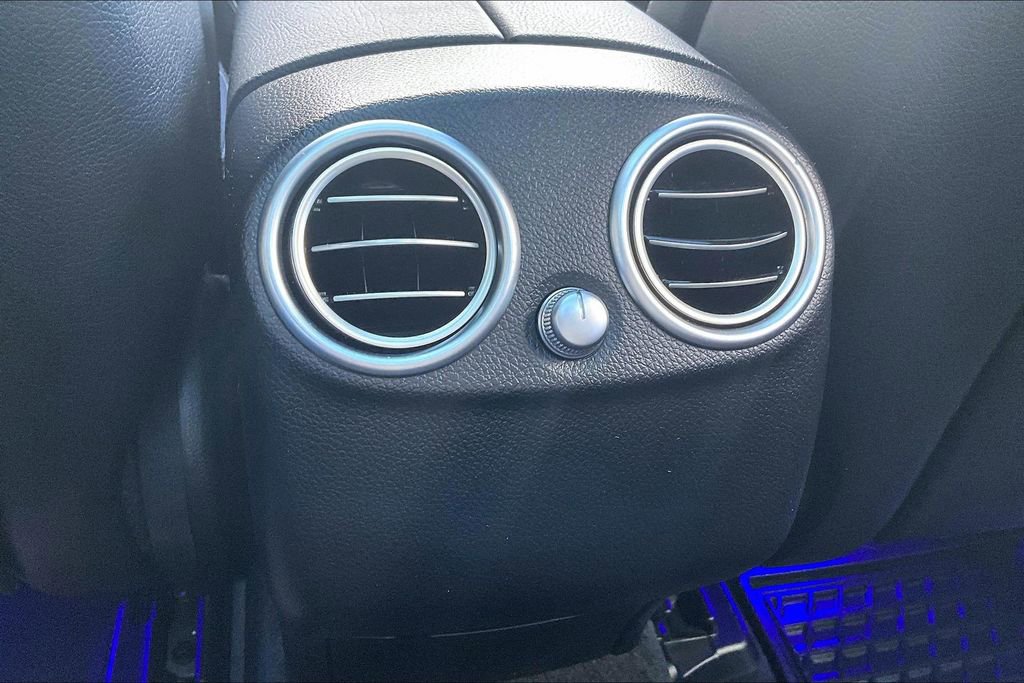 Used 2020 Mercedes-Benz GLC 300 4MATIC image 10