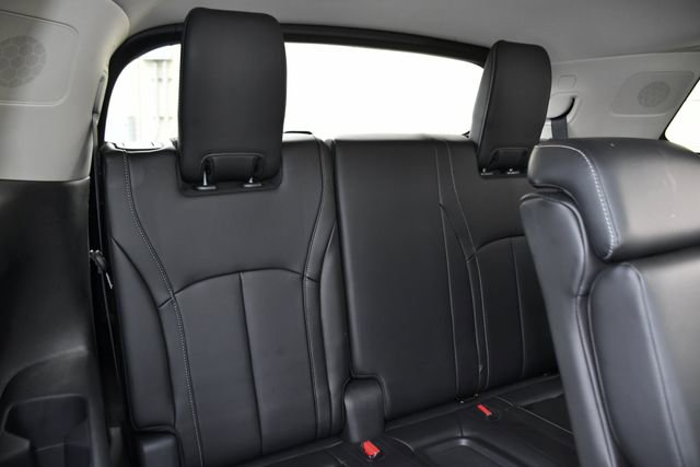 Used 2025 INFINITI QX60 Pure image 32