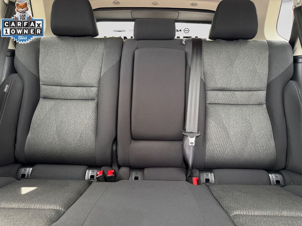 Certified 2026 Nissan Rogue SV AWD/4WD image 16
