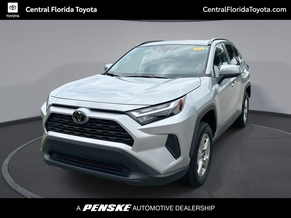 Used 2023 Toyota RAV4 XLE w/ Convenience Package FWD image 1