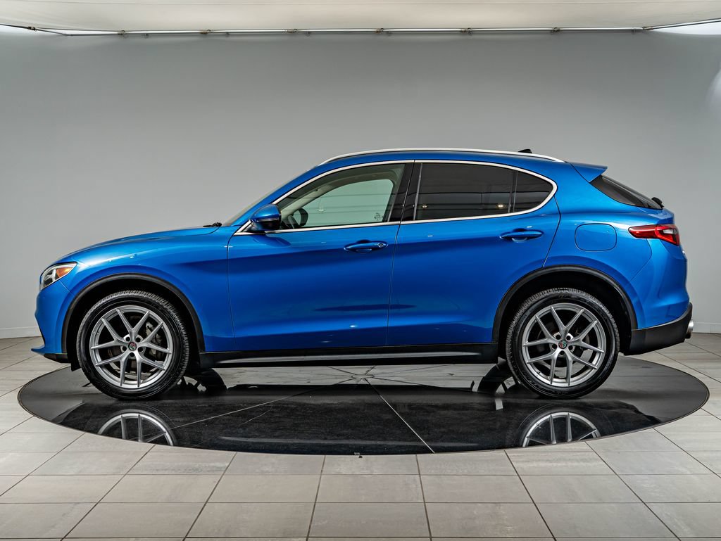 Used 2019 Alfa Romeo Stelvio Ti Lusso w/ Quick Order Package 22X Lusso AWD/4WD image 8