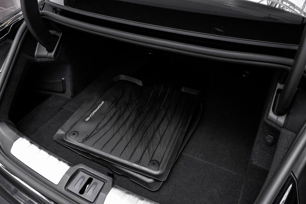 Used 2023 Porsche Taycan w/ Premium Package image 59