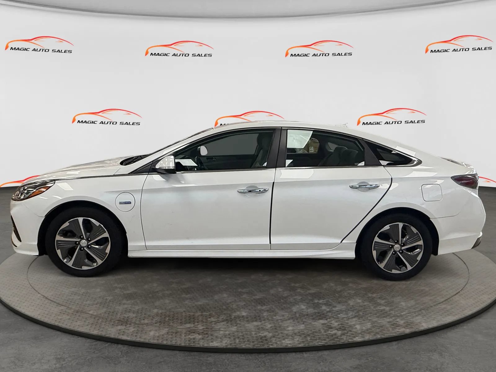 Used 2019 Hyundai Sonata Plug-In Hybrid FWD image 7