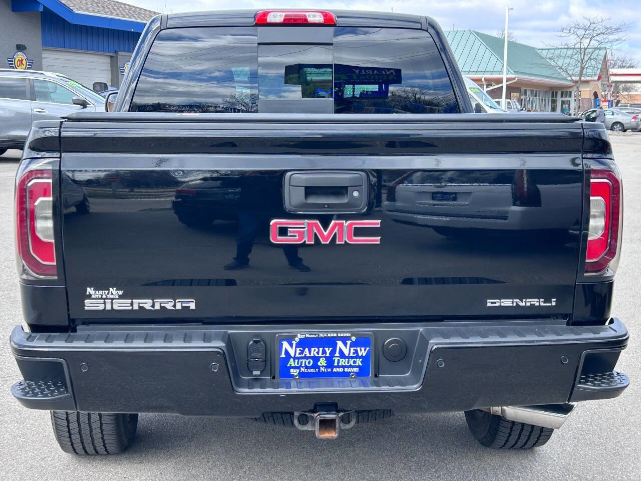 Used 2017 GMC Sierra 1500 Denali AWD/4WD image 5