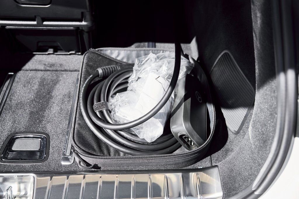 Used 2025 Mercedes-Benz Maybach EQS 680 4MATIC image 21