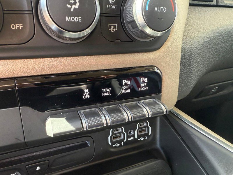 Used 2019 RAM 1500 Laramie image 29