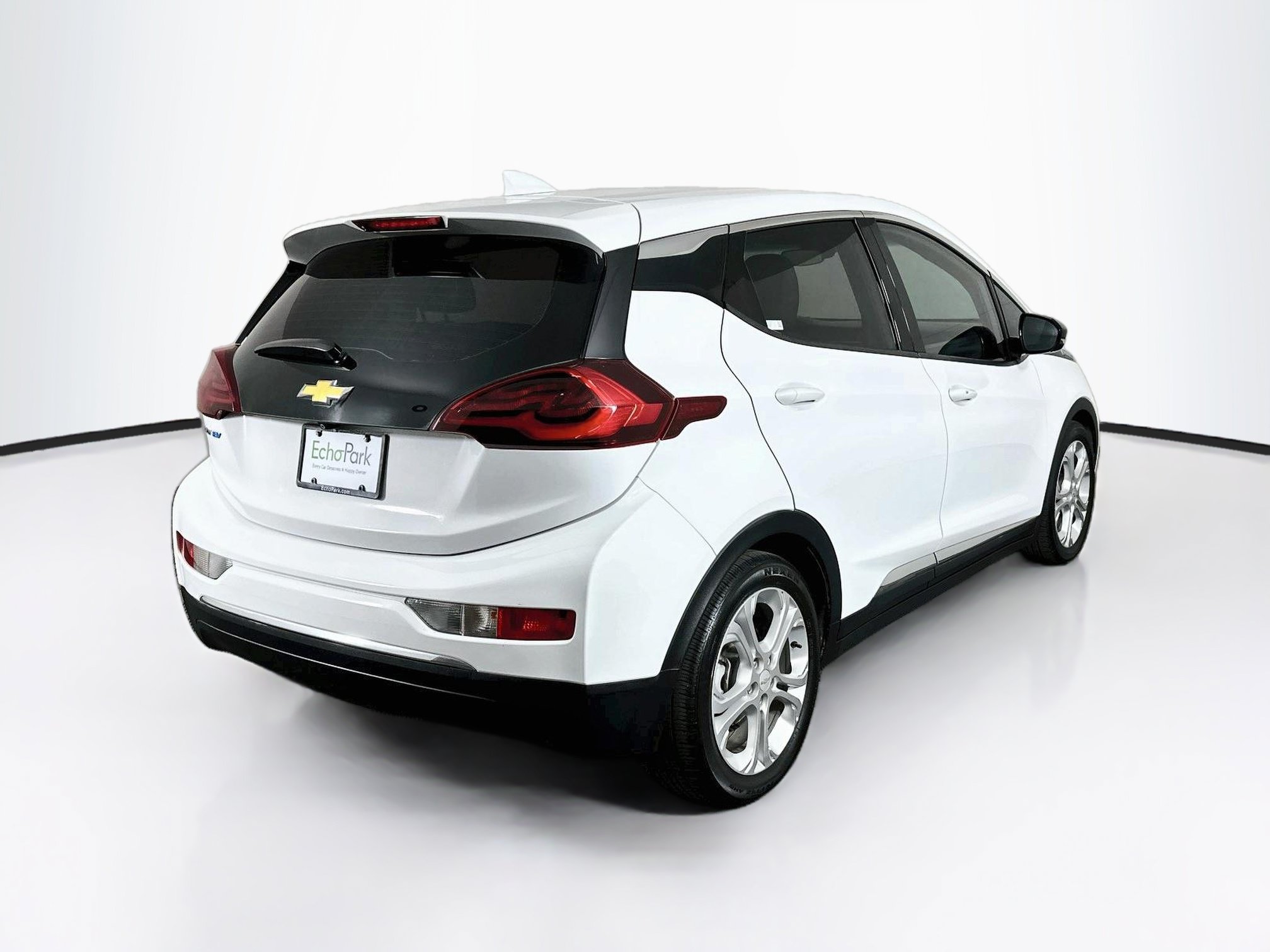 Used 2020 Chevrolet Bolt LT FWD image 9
