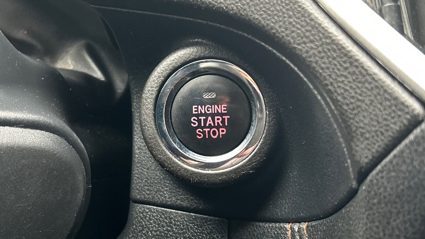 Used 2020 Subaru Crosstrek 2.0i Limited w/ Moonroof Package w/Navigation image 31