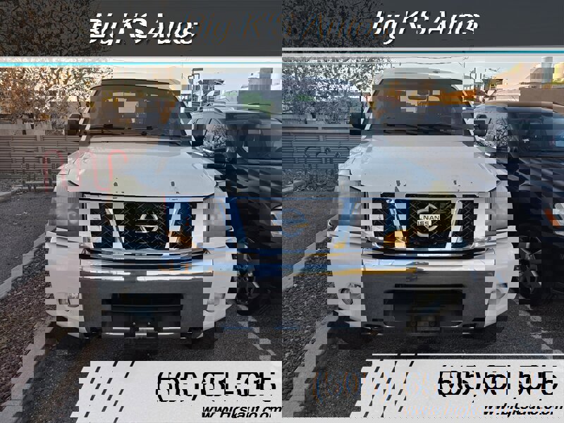 Used 2012 Nissan Titan SV w/ SV Value Truck Pkg image 2