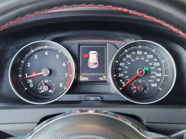 Used 2015 Volkswagen GTI S FWD image 22