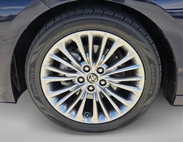 Used 2022 Toyota Avalon Limited w/ Advanced Safety Package FWD image 24