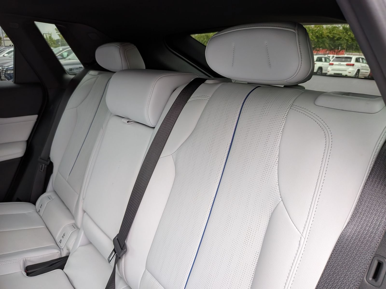 Used 2024 Cadillac Lyriq Luxury RWD image 30